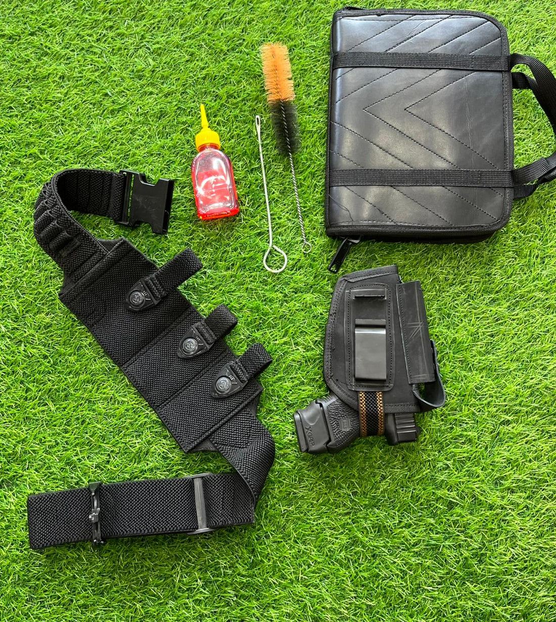 Universal Secure Pistol Gear Set